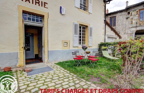 Sainte-Croix-en-Jarez Cabaña | Gîte historique avec 2 chambres et jardin, situé entre Lyon et Saint-Étienne, au cœur du Parc du Pilat