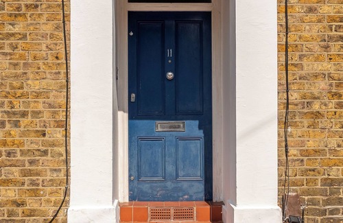 Norbiton Casa | Charming 3BR Victorian House with Parking - 10 Mins to Kingston