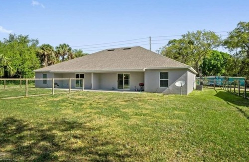 Titusville Casa | Charming Getaway by Florida's Space Coast