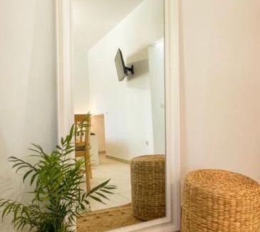 Ialyssos Apartamento | Charming Greek-Style Guest House