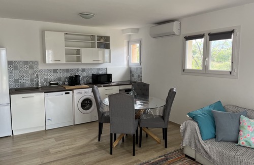 Afa Apartamento | Charming ground floor villa between sea and mountains