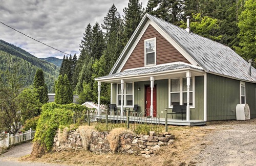 Mullan Casa | Charming haven - Walk to Town< 8 miles to skiing!