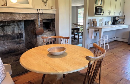 Pine Meadow Otro | Charming Historic Farmhouse in Northwest Connecticut