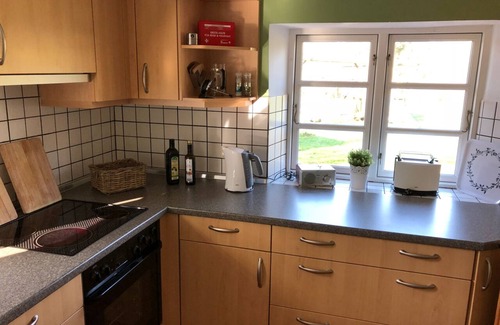 Ludersdorf Casa | Encantador techo de paja histórico cerca de Lübeck y el mar Báltico