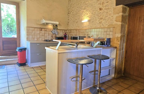 Saint-Andre-dAllas Cabaña | Casa rural con patio, wifi, chimenea, cerca de Sarlat y actividades turísticas
