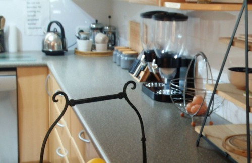 Condingup Casa | Charming Hobby farm Stay close to pristine beaches-Only Available December.