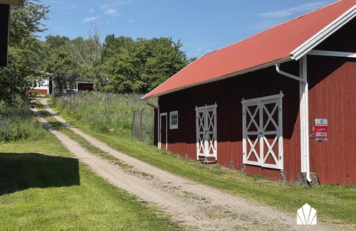 Norra Fagelas Casa | Charming holiday home with views of the landscape and close to Lake Vättern |SE08084