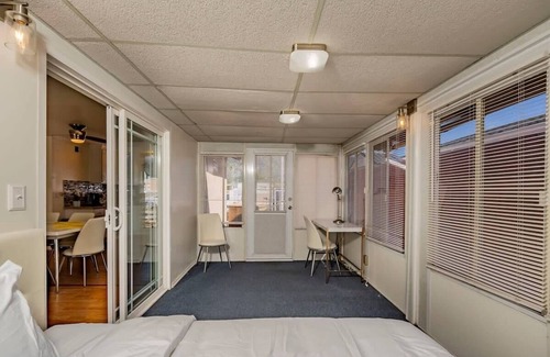 Glendora Casa | Charming Home: Cozy Retreat Near Top Attractions