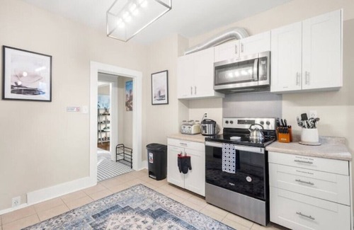 Fort Wayne Casa | Charming Home Near Memorial Park