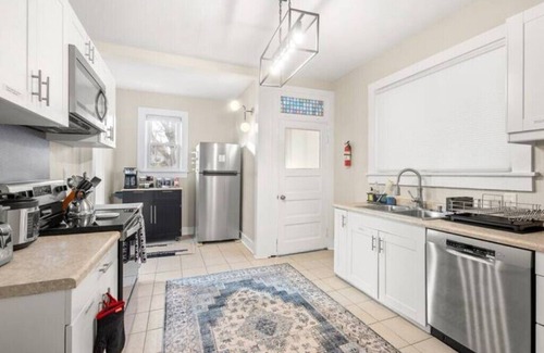 Fort Wayne Casa | Charming Home Near Memorial Park
