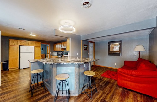 Lead Casa | Charming home with mountain view, private hot tub, deck, & two kitchens