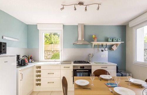 Regnezville-sur-Mer Cabaña | Casa encantadora con jardín cerrado cerca de playas, mascotas permitidas, WiFi