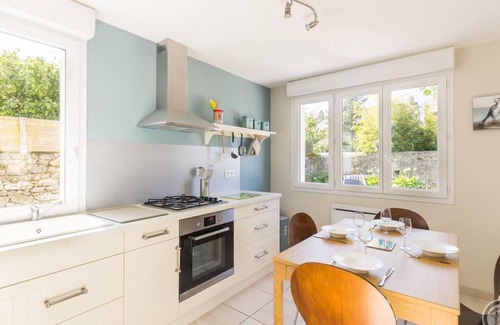 Regnezville-sur-Mer Cabaña | Casa encantadora con jardín cerrado cerca de playas, mascotas permitidas, WiFi