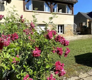 Saint-Cirq-Madelon Villa | Charming house in quiet village