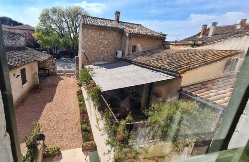 Eygalieres Casa | Charming house in the heart of the village