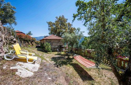 Mondim de Basto Casa | Charming house in Vilar de Ferreiros with shared pool