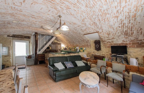Gras Casa | Casa Encantadora con Piscina en Ardèche