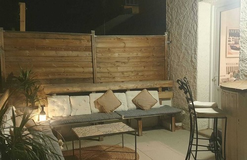 Toulouges Villa | Charming house with swimming pool 20 minutes from the sea