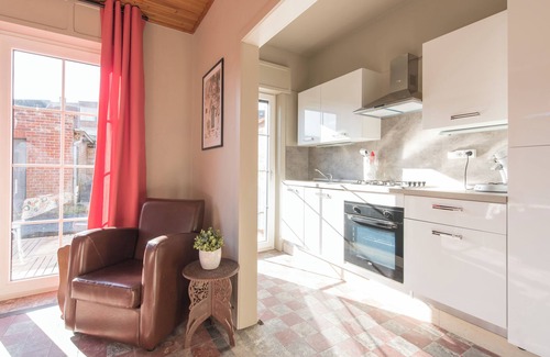Sint-Pieters Casa | Charming house with small garden near city center bruges