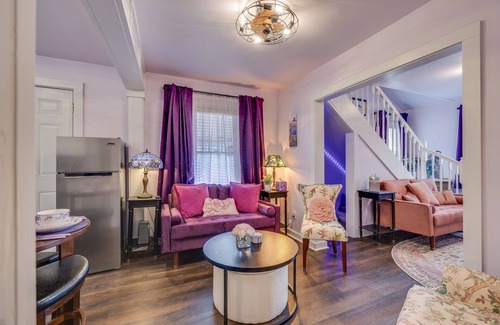 Greeneville Casa | Charming Iris House – Walkable Historic Downtown Dollhouse Near Museums & Dining