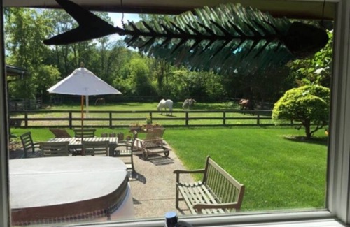 Bannockburn Casa | Charming Lake Forest Country Estate