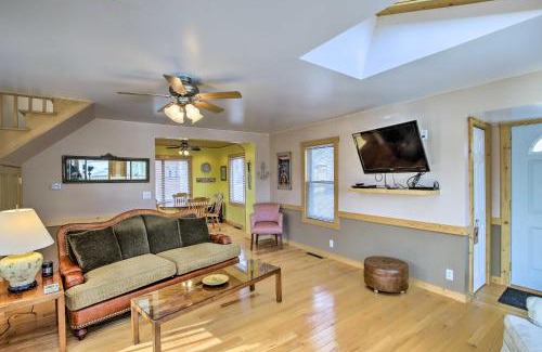 Lake Ripley Casa | Charming Lake Ripley Cottage with Water View!