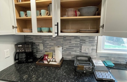 Colchester Casa | Charming Lakeview, 3 Bedroom home in Colchester