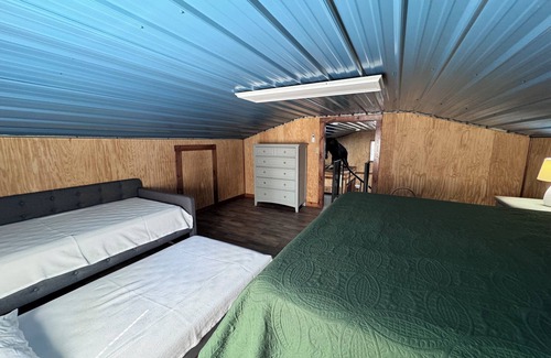 Belhaven Cabina | Charming lodge tucked in the woods of Hyde County