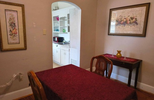 Selma Apartamento | Charming Loft in Historic Antebellum Mansion - Selma, AL