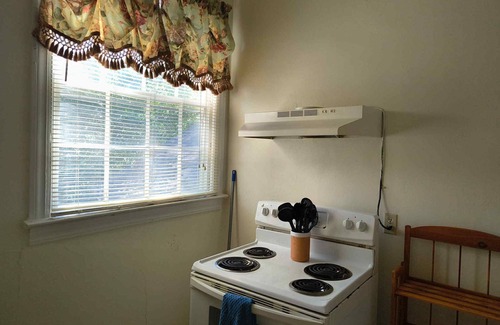 Selma Apartamento | Charming Loft in Historic Antebellum Mansion - Selma, AL