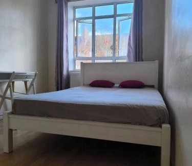 White City Apartamento | Charming London Apartment for Rent - Central Location