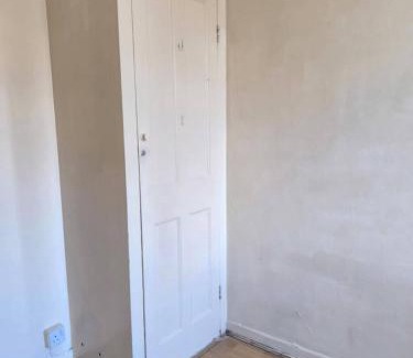 White City Apartamento | Charming London Apartment for Rent - Central Location