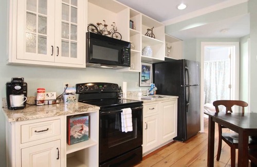Wilmington Historic District Condominio | Charming Masonboro Suite- Downtown Wilmington