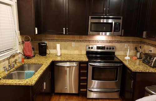 East Side Casa | Charming Modern Home near downtown Atlanta