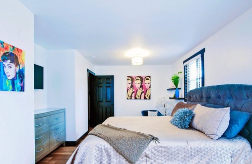 McFerrin Park Casa | Charming, modern home in the heart of Nashville with inviting deck & W/D