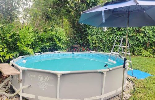Central Naples Casa | Charming Naples Oasis - Close to Beaches & Shops