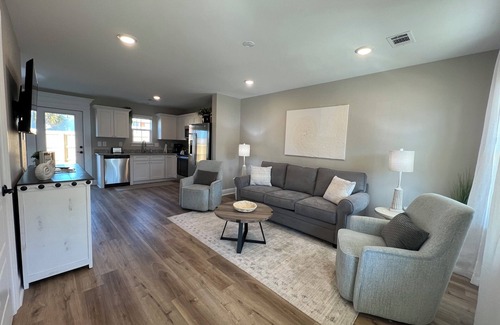 Biloxi Casa | Charming NEW 3 BR beachfront retreat in Biloxi - your perfect coastal getaway