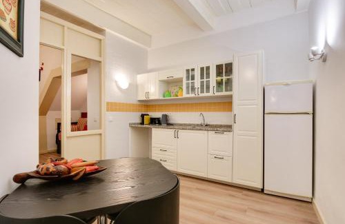 Santa Engracia Apartamento | Charming New Apartment in the Heart of Lisbon