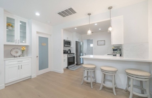 Encino Casa | Charming Newly Remodeled Home