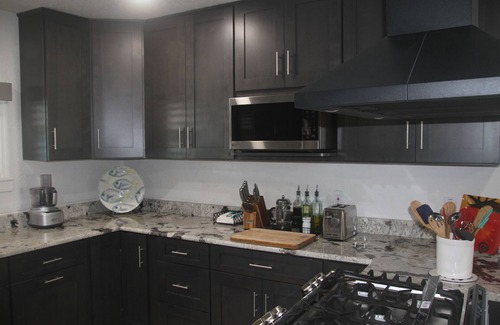 Historic District Casa | Encantadora casa recientemente renovada que admite mascotas en el distrito histórico de NSB