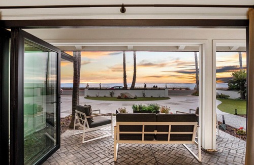 Sunset Cliffs Casa | Charming Oceanfront master suite B
