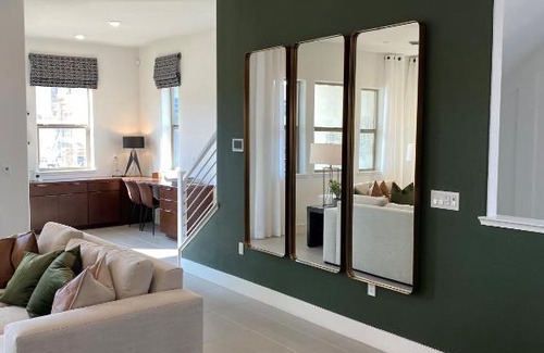 Edenvale Casa | Charming One Bedroom in a New Modern Suburban House