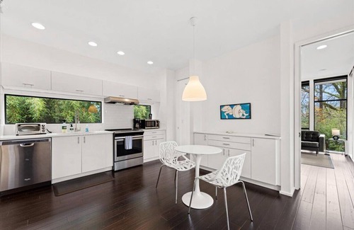 Southwest Hills Casa | Charming Patton Heights Bungalow in Portland with WiFi, AC