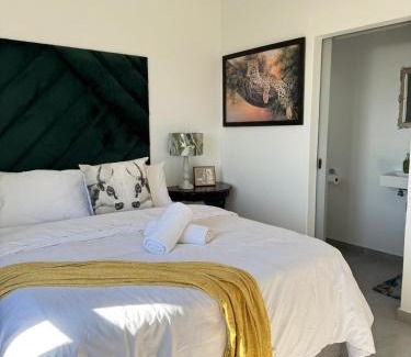 Hilton Casa | Charming Peaceful Hilton Home