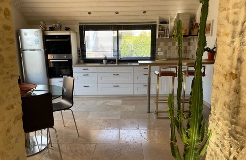 Luce-sous-Ballon Cabaña | Casa con encanto, arte y confort cerca de Le Mans con piscina y sauna