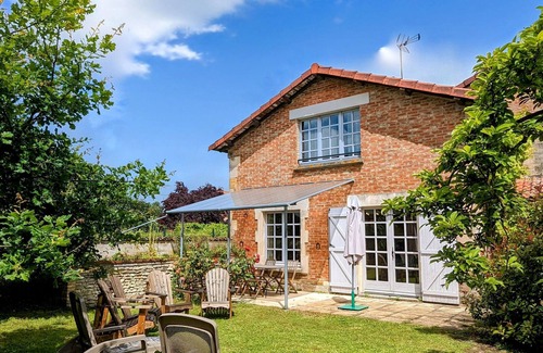 Contrisson Cabaña | Encantadora casa rural reformada con terraza y jardín cerrado, cerca del Lago du Der, para 6 personas