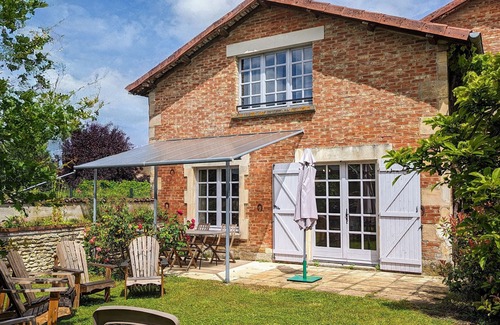 Contrisson Cabaña | Encantadora casa rural reformada con terraza y jardín cerrado, cerca del Lago du Der, para 6 personas