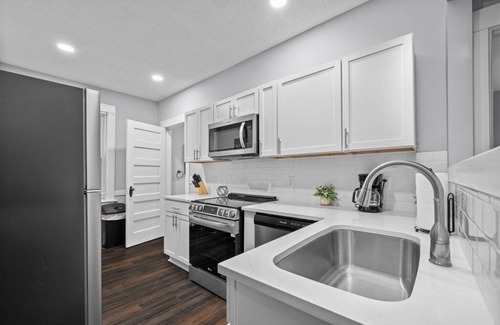 Davenport Casa | Charming, Renovated Home Near Parks & Colleges