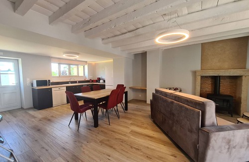 Le Magny Cabaña | Casa rural renovada con 2 hab, jardín cerrado, cerca campo de golf, base náutica y rutas de senderismo