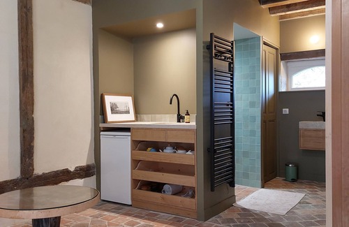 Thury Casa | Encantador, Borgoña, el valle del Loira, 19 personas, piscina climatizada